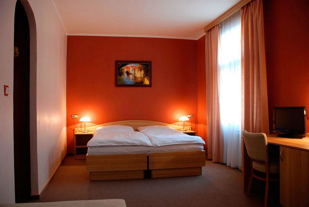 Hotel D'Angelo à Prague Extérieur photo